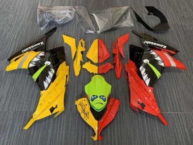 Carénages Moto Kawasaki EX300 2013-2024 - Jaune Rouge Vert Requin