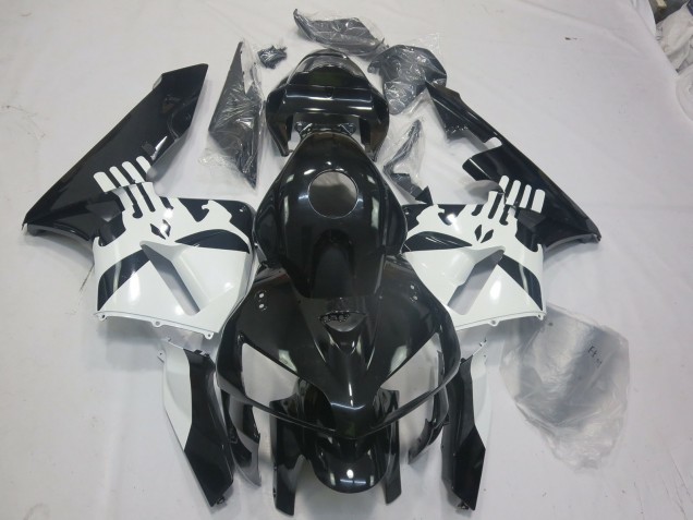 Noir Brillant & Logo Punisher 2005-2006 Honda CBR600RR Carénage Moto Noir Brillant & Logo Punisher 2005-2006 Honda CBR600RR Carénage Moto