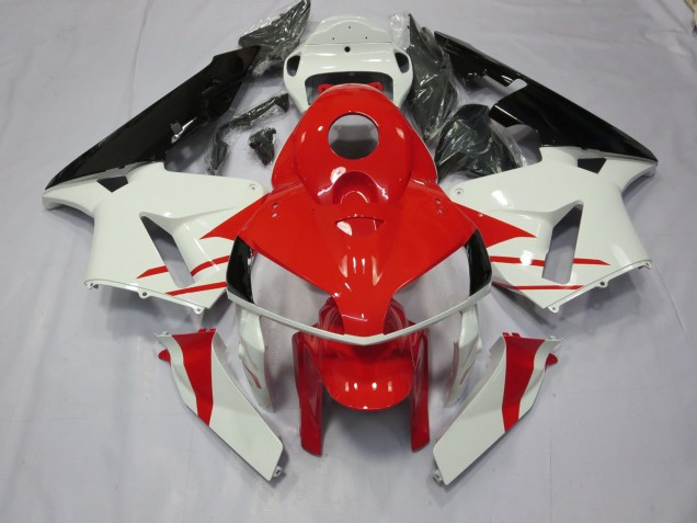 Style Rouge & Blanc 2005-2006 Honda CBR600RR Carénage Moto Style Rouge & Blanc 2005-2006 Honda CBR600RR Carénage Moto