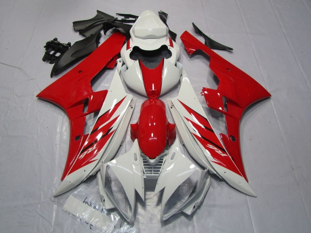 Style Rouge & Blanc 2006-2007 Yamaha R6 Carénage Moto Style Rouge & Blanc 2006-2007 Yamaha R6 Carénage Moto